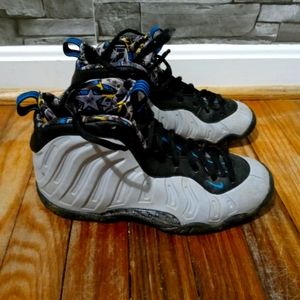 2019 little posite one graffiti